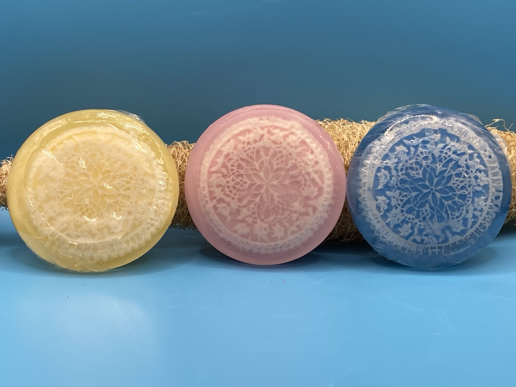 Lace Round Soap Bar - Glycerin & Goat's Milk